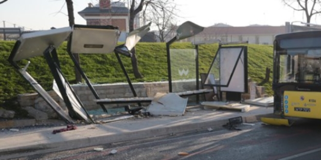 �sk�dar'da 3 ki�inin �ld��� otob�s kazas�nda 15 y�l hapis istemi