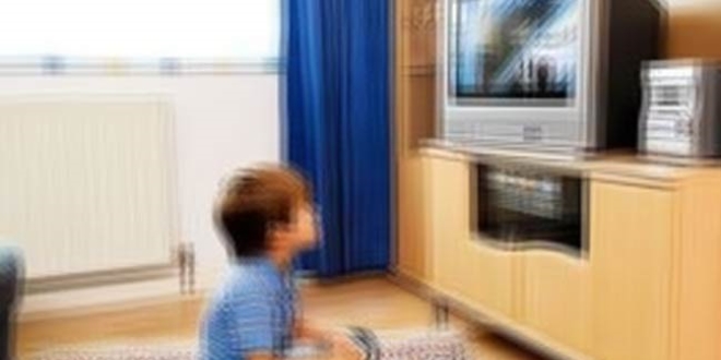 Muğla'da üzerine televizyon düşen çocuk öldü