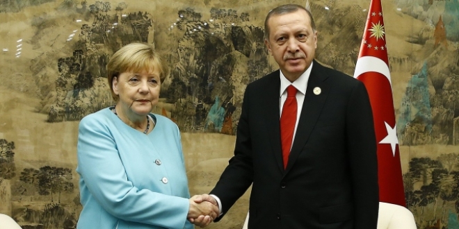 Cumhurbaşkanı Erdoğan, Merkel ile görüştü
