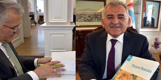 Belediye Başkanı ikinci üniversite için ter döküyor
