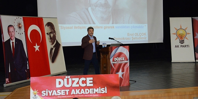Siyaset Akademisinde ikinci ders yapıldı