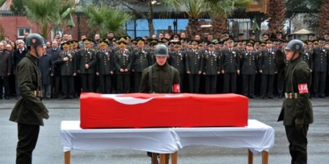 Eski bakanlardan �slimyeli vefat etti