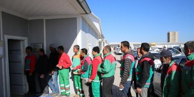 Ta�eron i��ilerin kadroya ge�i� s�nav�