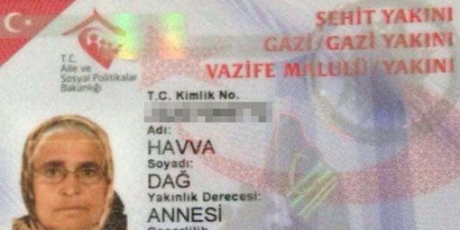 Motosikletin �arpt��� �ehit annesi hayat�n� kaybetti