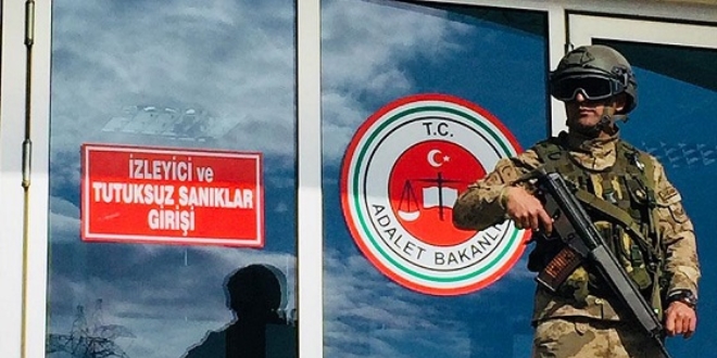 'Hastanede susuz şekilde yerlerden kan temizleniyordu'