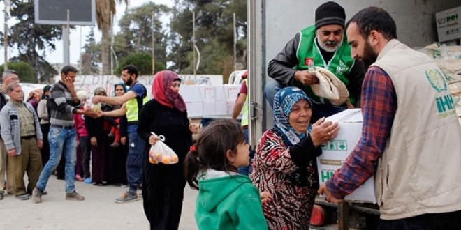 �HH'dan Afrin'e insani yard�m