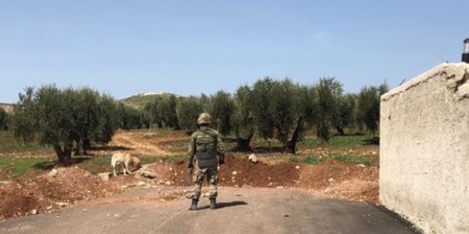 Afrin'de tuzaklanan patlayıcılar imha ediliyor