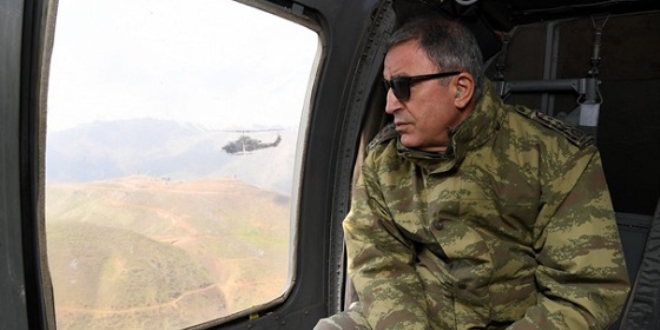 Genelkurmay Ba�kan� Akar Suriye s�n�r�nda