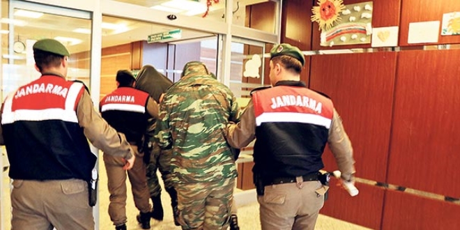 Yunan askerlerinde çıkan harici bellekte krokiler çıktı