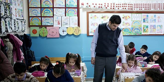 Ücretli öğretmene KPSS'siz sözleşmeli atama