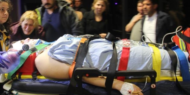 Kazada ar yaralanan temen Kocaeli niversitesi Hastanesi'ne sevk edildi