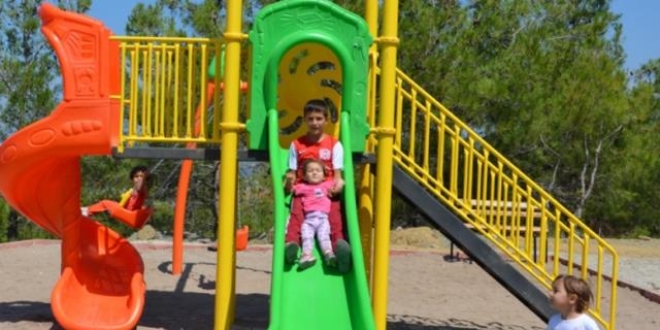 Çocuk parklarına kamera konulsun