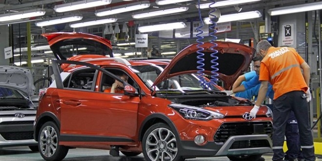 Otomobilde üretim ve ihracat azaldı