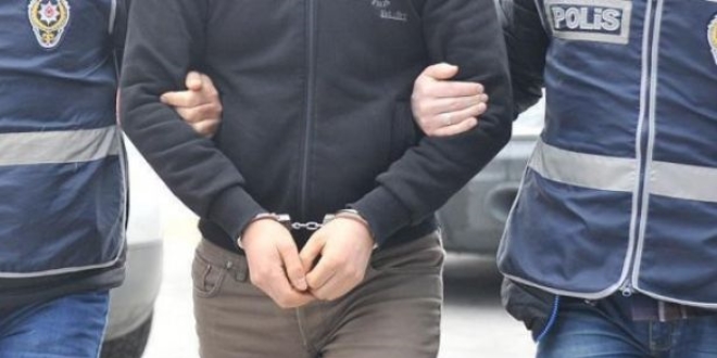 Antalya'da Cumhurbakanna hakarete tutuklama