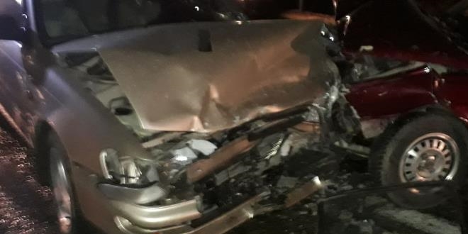 Zonguldak'ta trafik kazas: 1 l, 2 yaral