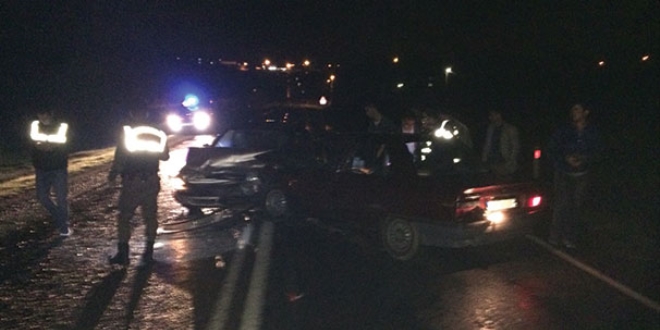 Zonguldak'ta iki otomobil çarpıştı: 1 ölü, 2 yaralı