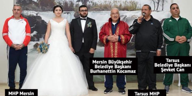 Eşofmanlı protokol!