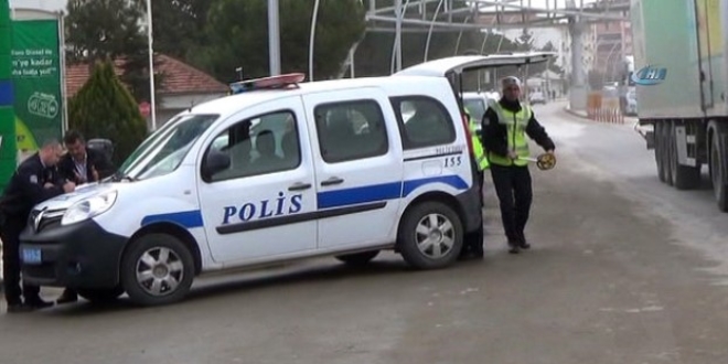 Uşak'ta zincirleme trafik kazası: 3 ölü, 3 yaralı