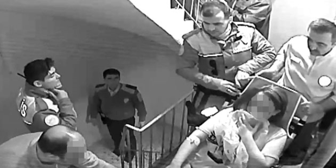 Polis, kavga ettiği komşusuna silah çekti
