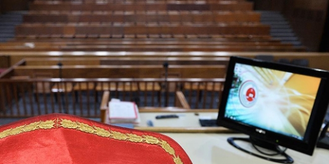 Manisa'daki FETÖ davasında 9 tutuklu sanığın yargılanmasına devam edildi