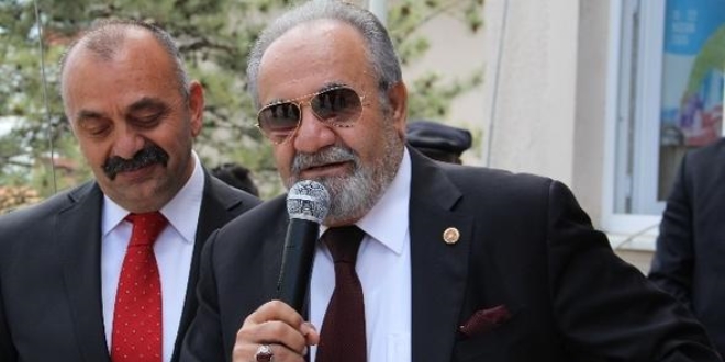 'Makamlardan çekilmesini biliriz'