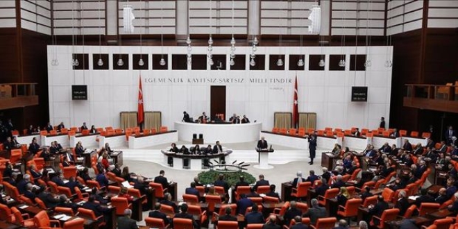 Üstü çizilen 3 vekil listede