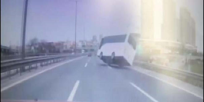 8 polisin yaralandığı kaza kamerada