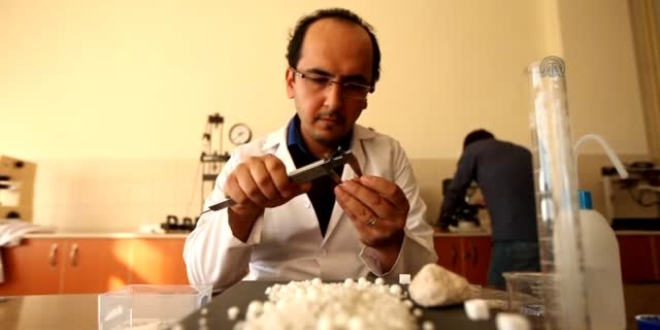 OM� ��retim �yesine en iyi ikinci proje �d�l�