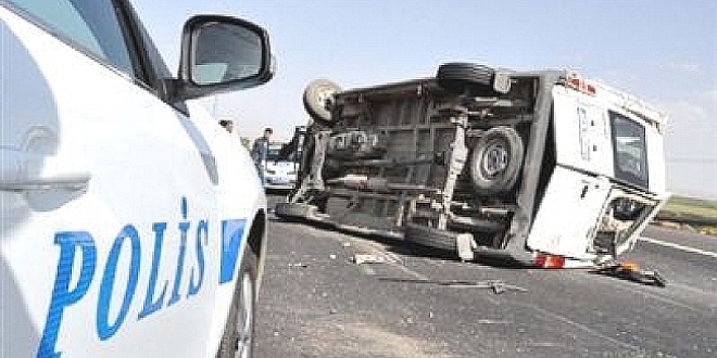 �anl�urfa'da minib�s devrildi: 7 yaral�