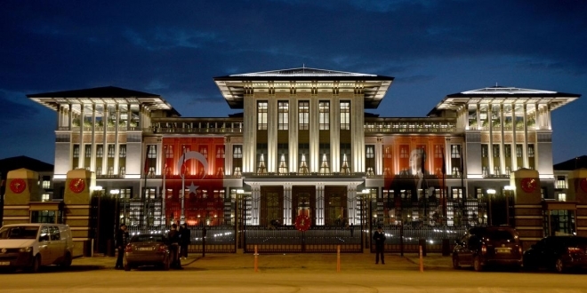 İşadamları, Beştepe'ye çıkıp Bakan'ı şikayet etti