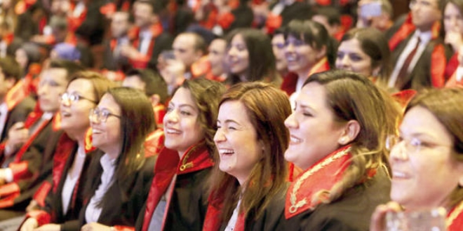 4 bin yeni hakim-savcı bu yıl kürsüde