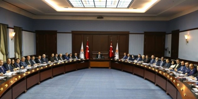 AK Parti MKYK toplantısı sona erdi