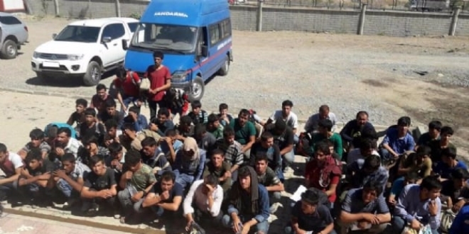 Hatay'da 21 yabancı uyruklu yakalandı