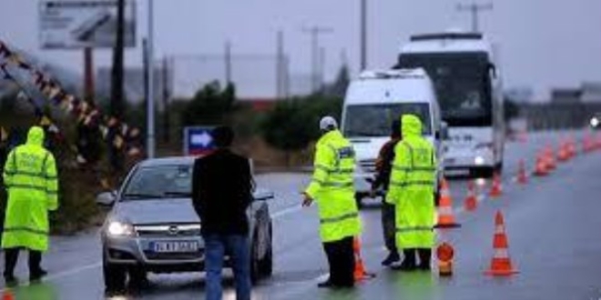 Emniyet müdürü kendi aracına ceza kestirdi