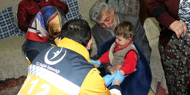 Erzurum'da kay�p 2 ya��ndaki �ocuk bulundu