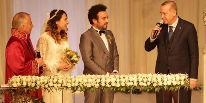 Cumhurbaşkanı Erdoğan nikah şahidi oldu