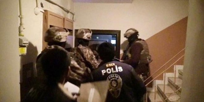 'Firari kripto hacker'lar günübirlik evde yakalandı