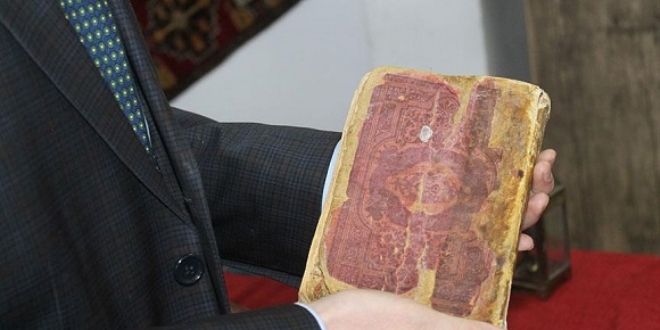 150 yıllık Kur'an-ı Kerim imam hatip sergisinde