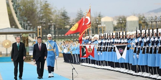 Krgzistan Cumhurbaskan Ceenbekov Ankara'da