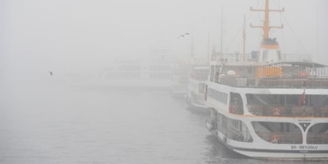 İstanbul'da ulaşıma sis engeli! Vapur seferleri iptal