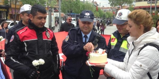 Tokat'ta polise srpriz kutlama