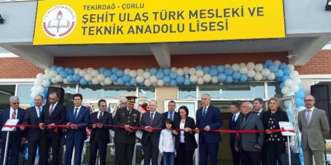 Şehit Pilot Yüzbaşı Ulaş Türk'ün adı lisede yaşayacak