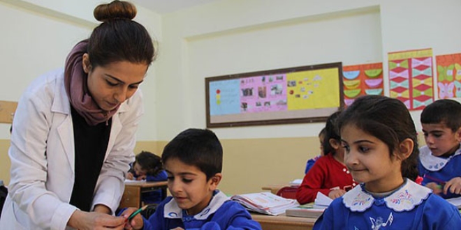 'Artık bir yıl gelip ertesi yıl giden öğretmen kalmadı'