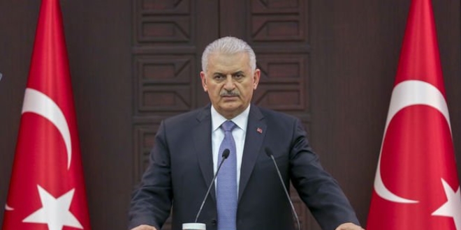'Buraya giren öğrencinin 2 bin liraya kadar bursu hazır'