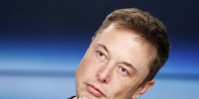 Elon Musk Trk mhendise cevap verdi ve dev bankaya rest ekti
