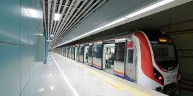 Marmaray'da bir kii raylara dt, seferler durdu