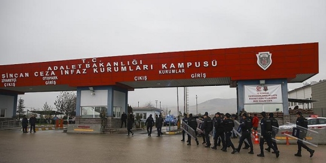 'Genelkurmay çatı' davasında ara karar
