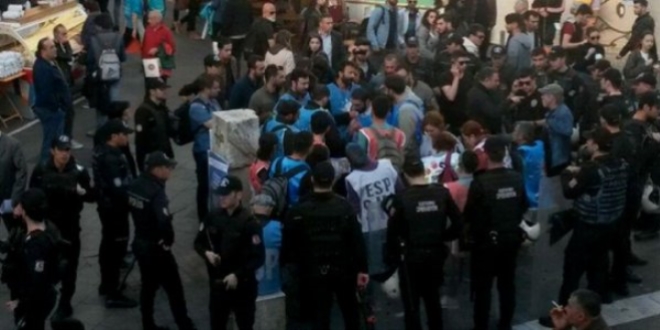 Kad�k�y'deki PKK propagandas�nda 22 ki�i g�zalt�na al�nd�