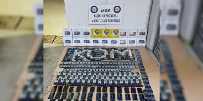 Ba�kent'te 1,5 milyon liral�k ka�ak telefon ele ge�irildi