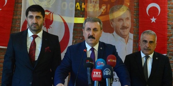 Destici: Türkiye herkesin hakkını savunuyor
